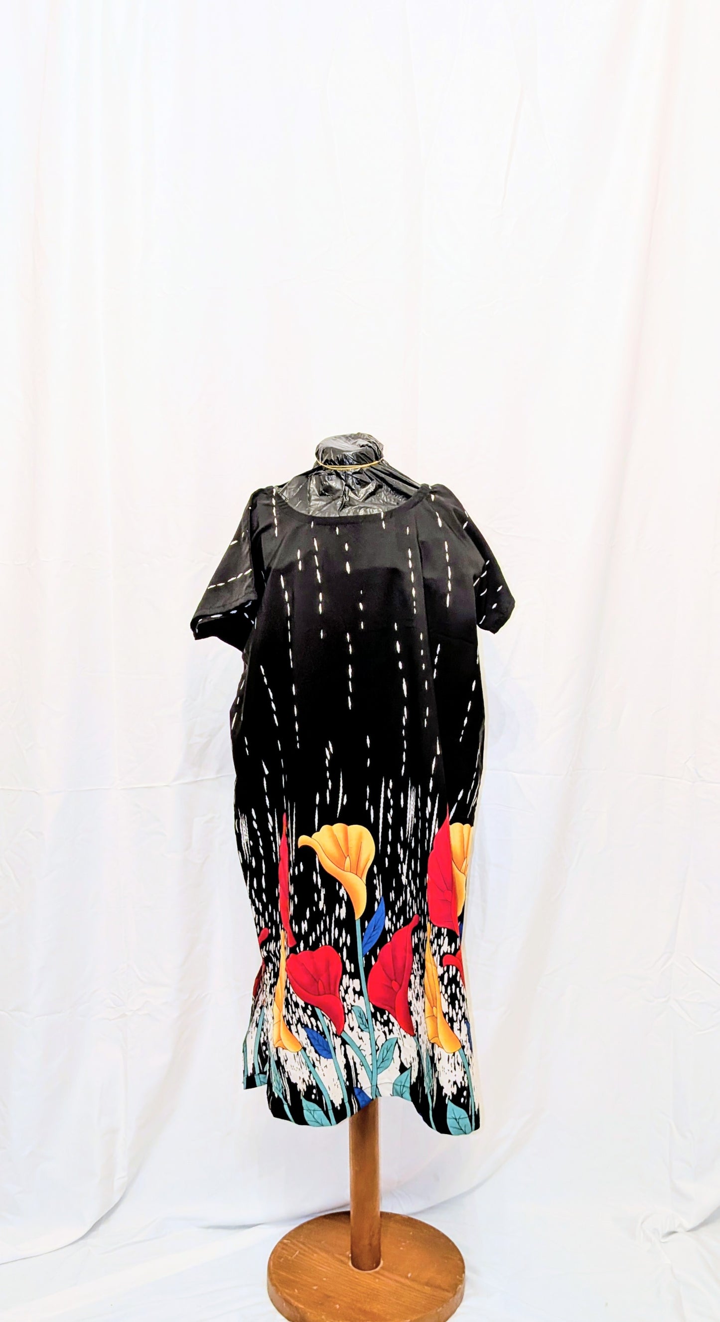Bubu - Black with Colourful Lilies (Kids)