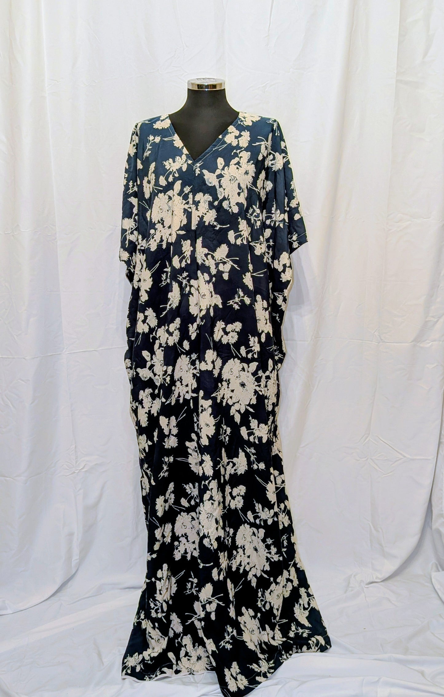 SOLD OUT Bubu - Green & White Blossom (Adults)